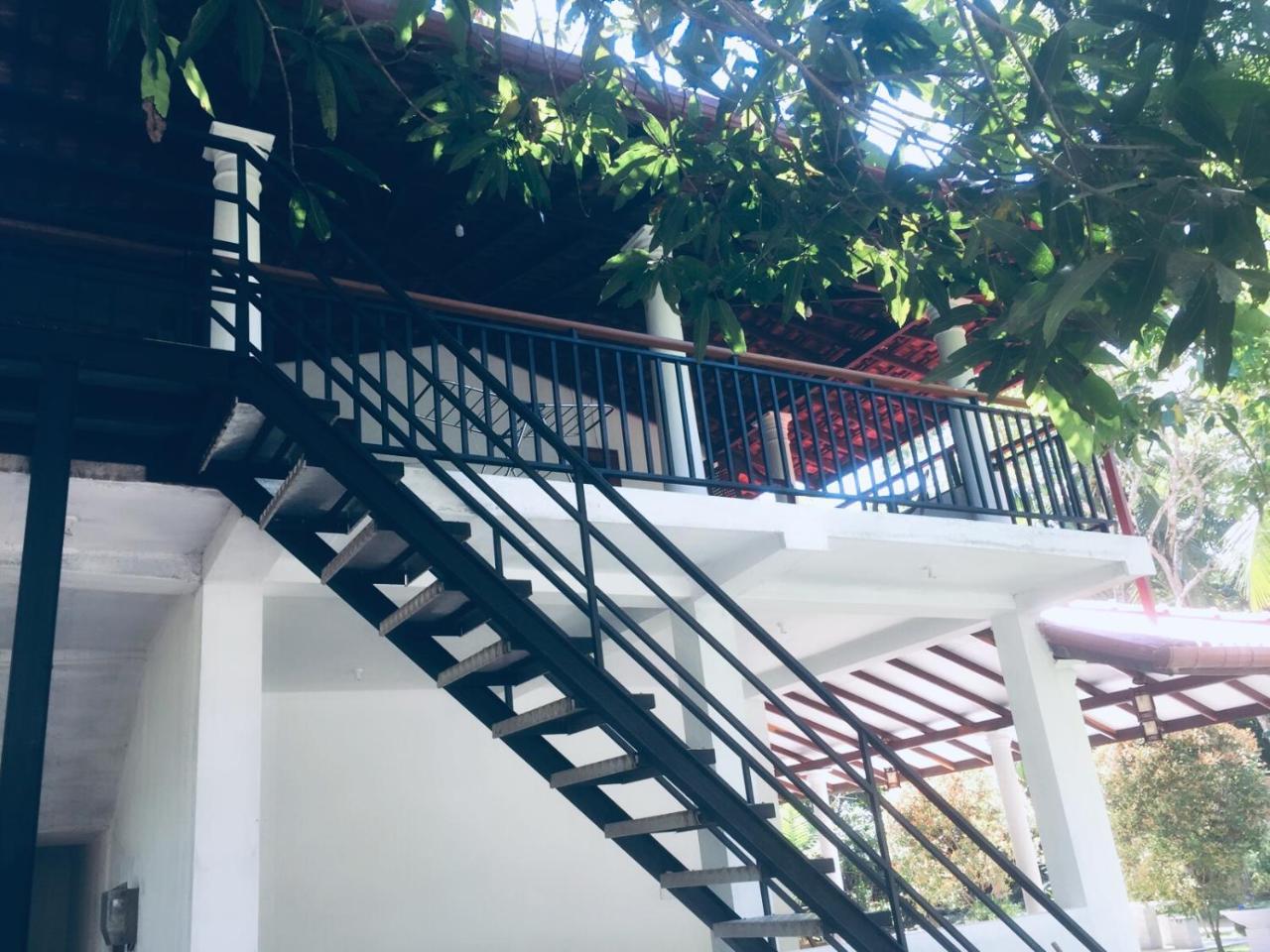 Hotel Casa Blanca Ahangama Exterior foto